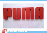 Logo khắc gỗ OEM Puma CNC / Nhãn hiệu gỗ đỏ cho kệ trưng bày gỗ